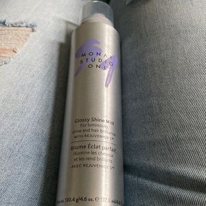 MONAT STUDIO ONE™ 
Glossy Shine Mist